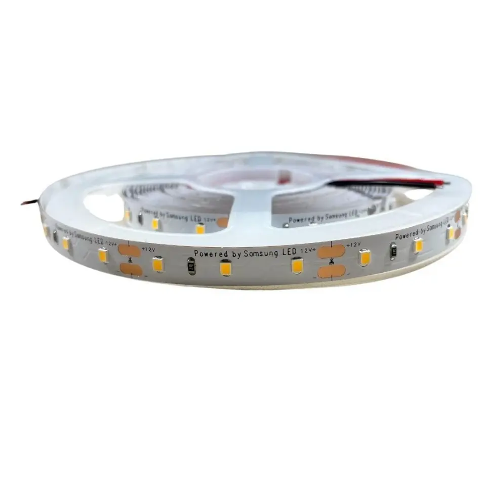 SAMSUNG Şerit LED 60 LED/m 2835 SMD 3000–3200K Gün Işığı IP20